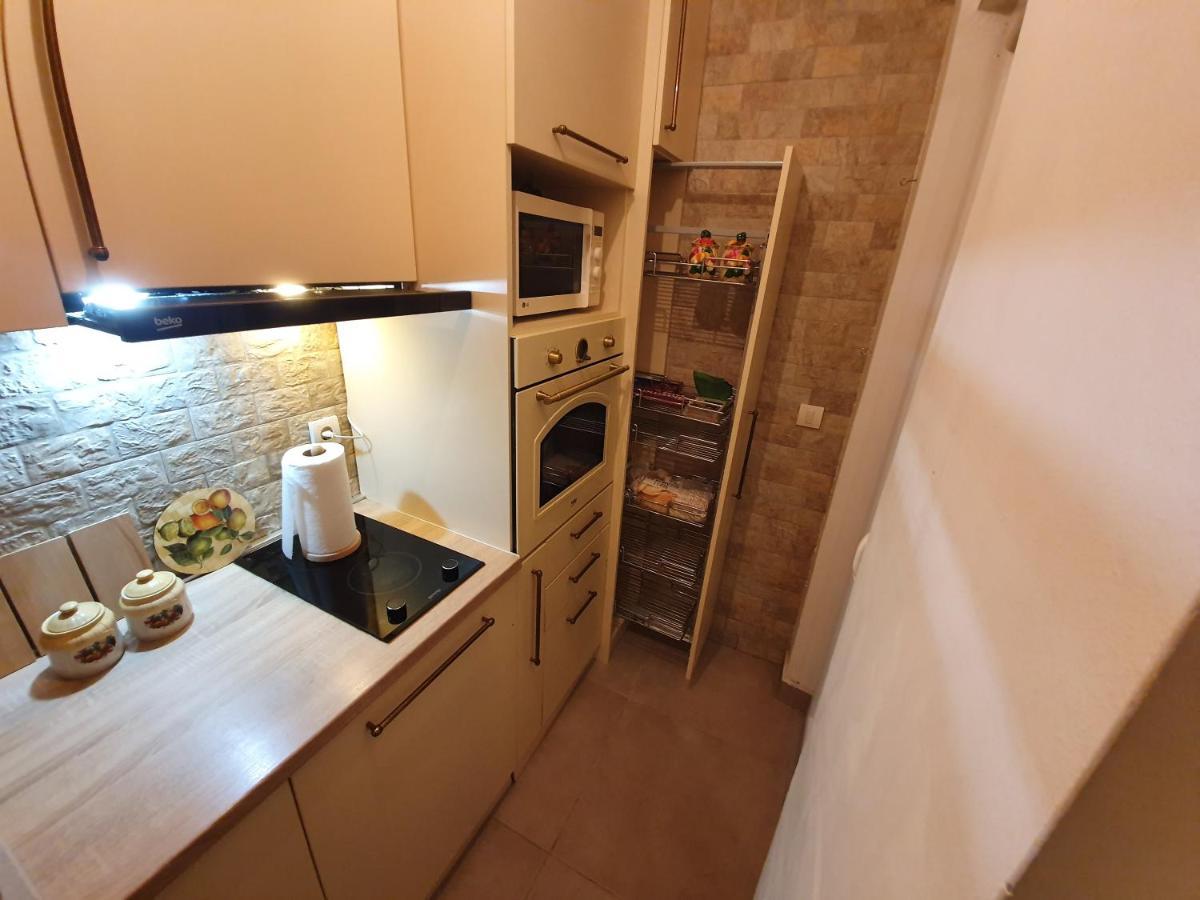 Centar New Lux Apartamento Budva Exterior foto