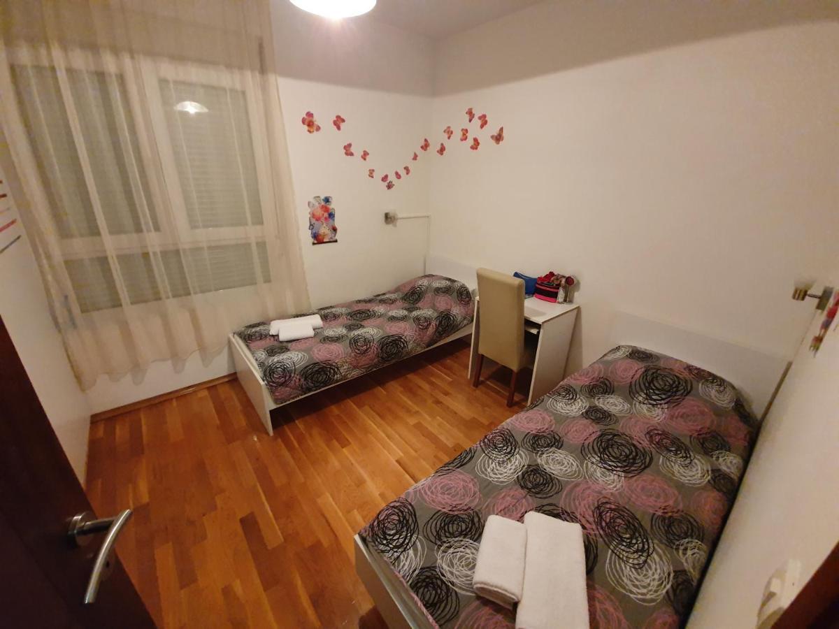 Centar New Lux Apartamento Budva Exterior foto