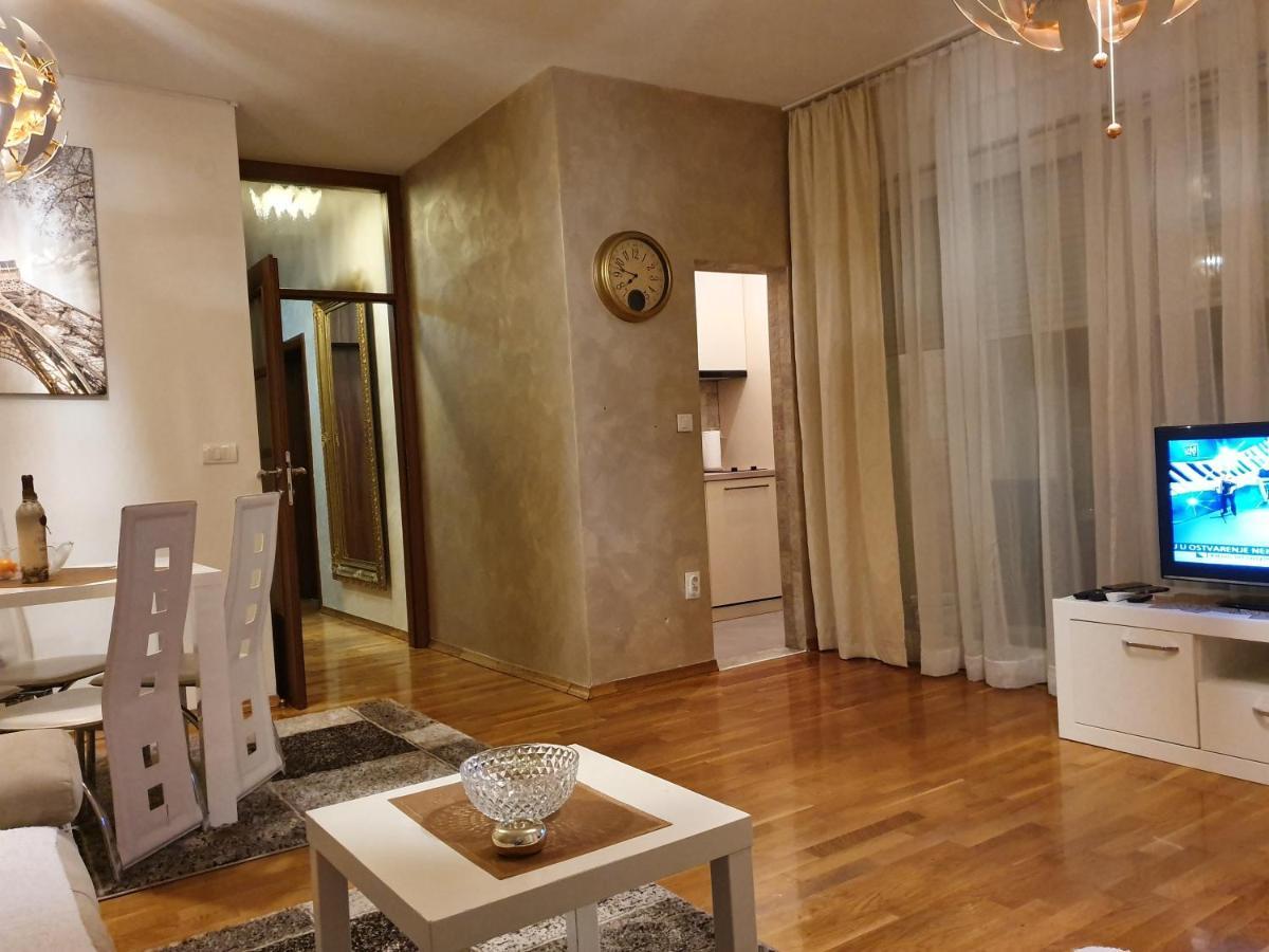 Centar New Lux Apartamento Budva Exterior foto