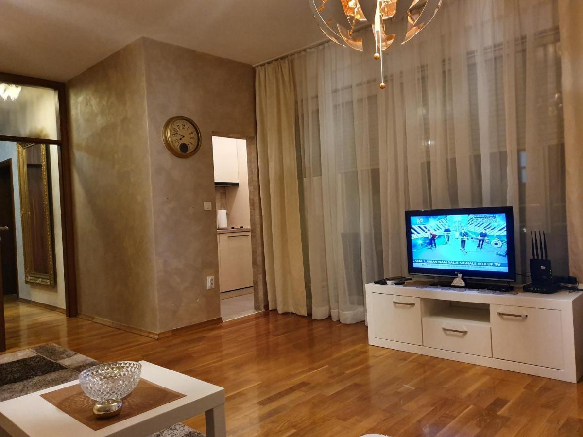 Centar New Lux Apartamento Budva Exterior foto